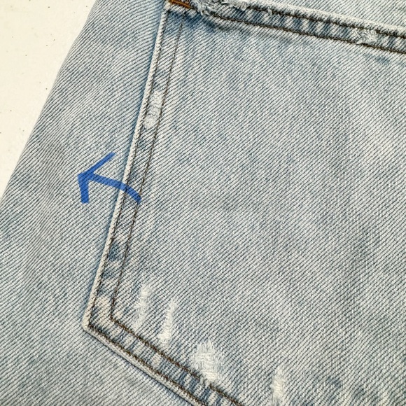 Madewell Relaxed Denim Shorts in Cedarcroft Wash 29 - Picture 14 of 15